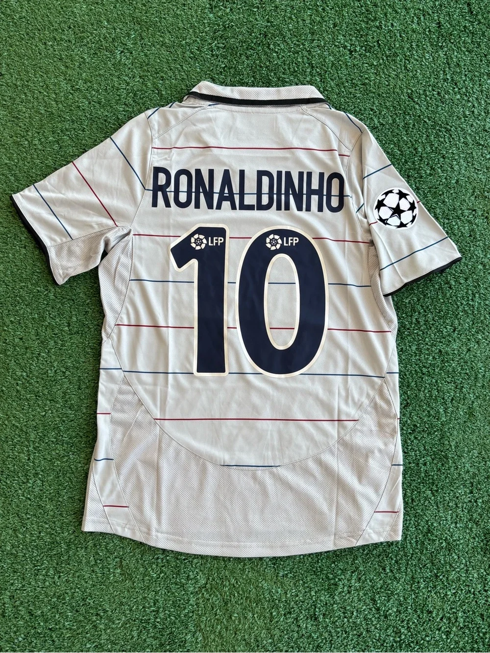 Ronaldinho FC Barcelona 2004/05 Third Jersey — Size XXL